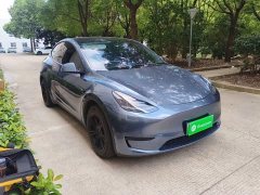 Tesla Model Y 2022 Facelift Rear-Wheel Drive - ფოტო 4