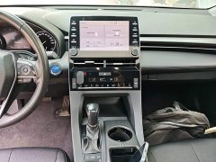 Toyota Avalon 2019 Hybrid 2.5L Luxury National VI - ფოტო 13