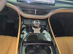 Denza D9 2022 DM-i 970 AWD Flagship - ფოტო 14
