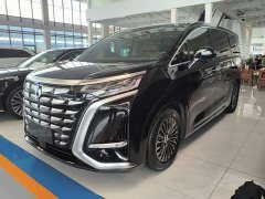 Denza D9 2022 DM-i 970 AWD Flagship - ფოტო 2