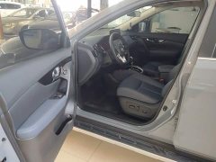 Nissan Qashqai Honor 2.0L FWD Premium - ფოტო 12