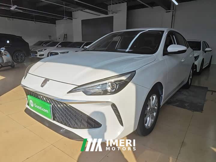 SAIC MG i5 1.5L Manual Comfort Edition