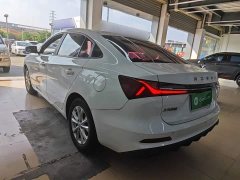 SAIC MG i5 1.5L Manual Comfort Edition - ფოტო 5