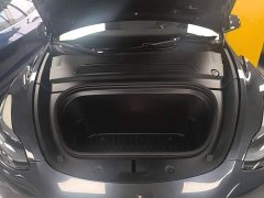 Tesla Model Y Rear-Wheel Drive - ფოტო 20