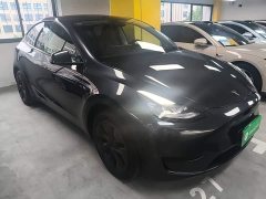 Tesla Model Y Rear-Wheel Drive - ფოტო 4