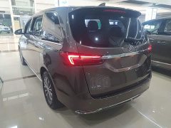 Buick GL8 Land Business Class Smart Edition - photo 5