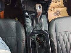 Volkswagen Passat 330TSI Luxury - ფოტო 14