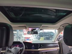 Volkswagen Passat 330TSI Luxury - ფოტო 18