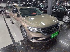Volkswagen Passat 330TSI Luxury - ფოტო 4