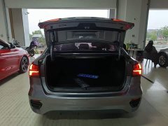 SAIC MG i5 2021 1.5L CVT Platinum Edition - ფოტო 19
