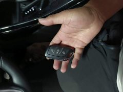SAIC MG i5 2021 1.5L CVT Platinum Edition - ფოტო 9