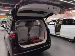 Buick GL8 Avenir Six-Seat Wisdom Courtesy Edition - ფოტო 19