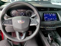 Cadillac XT4 2022 28T FWD Fashion Edition - ფოტო 10