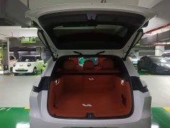 Li Auto L6 Max - ფოტო 19