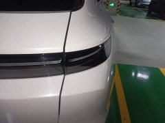 Li Auto L6 Max - ფოტო 8