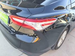 Toyota Camry 2.0G Luxury - ფოტო 8