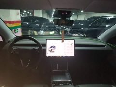 Tesla Model Y Rear-Wheel Drive - ფოტო 10
