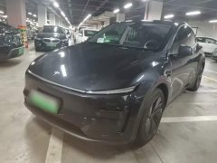 Tesla Model Y Rear-Wheel Drive - ფოტო 2