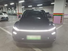Tesla Model Y Rear-Wheel Drive - ფოტო 3