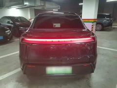 Tesla Model Y Rear-Wheel Drive - ფოტო 6