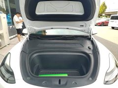 Tesla Model Y Long Range All-Wheel Drive - ფოტო 20