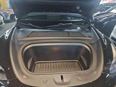 Tesla Model Y Rear-Wheel Drive - ფოტო 20