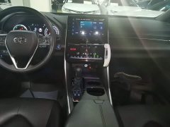 Toyota Avalon Hybrid 2.5L Luxury - ფოტო 13