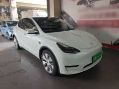 Tesla Model Y 2022 Facelift Rear-Wheel Drive - ფოტო 4