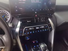 Toyota Venza 2022 Dual Engine 2.5L CVT Two-Wheel Drive Luxury Edition - ფოტო 13