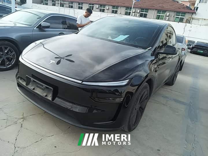 Tesla Model Y Rear-Wheel Drive Launch Edition - ავტომობილი ჩინეთიდან
