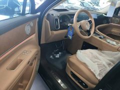 AITO Wenjie M9 Extended Range Ultra 52kWh 6-Seater with 192-Line LiDAR - ფოტო 11