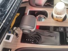 Toyota Sienna 2.5L Hybrid AWD Premium - ფოტო 10