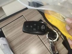 Toyota Sienna 2.5L Hybrid AWD Premium - ფოტო 17