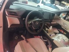 Toyota Sienna 2.5L Hybrid AWD Premium - ფოტო 6