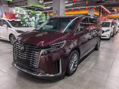 Buick GL8 Avenir Seven-Seater Comfort Edition - ფოტო 1