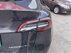 Tesla Model Y Rear-Wheel Drive - ფოტო 8