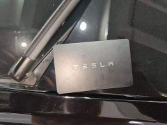 Tesla Model Y Rear-Wheel Drive - ფოტო 9