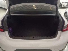 BMW 3 Series 320Li M Sport Package - ფოტო 19