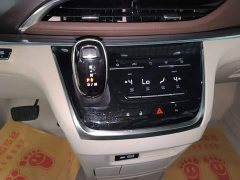 Buick GL8 2021 Land Business Class 652T Luxury - ფოტო 14