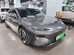 Geely Galaxy E8 550km Rear-Wheel Drive Pro - ფოტო 4