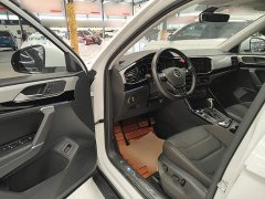 Volkswagen Taos 330TSI FWD Luxury Smart Connect Edition - ფოტო 16