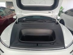 Tesla Model Y Long Range All-Wheel Drive - ფოტო 20