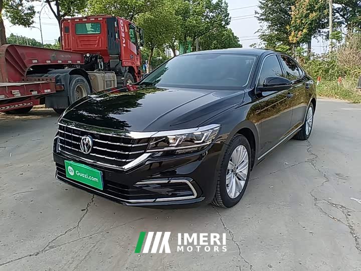 Volkswagen Passat 330TSI Elite - ავტომობილი ჩინეთიდან