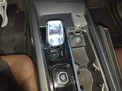 Volvo XC60 B5 AWD Smart Luxury Edition - ფოტო 14
