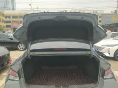 Hyundai Elantra 1.5L CVT Luxury - ფოტო 19