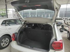 Volkswagen Polo Facelift Plus 1.5L Automatic Passion Life Edition - ფოტო 19