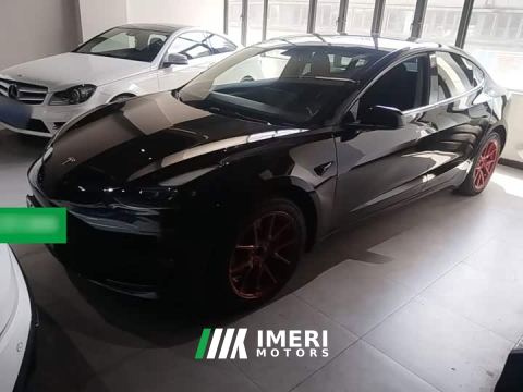 2022 Tesla Model 3 Rear-Wheel Drive