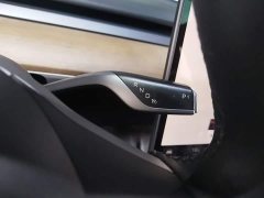 Tesla Model 3 Rear-Wheel Drive - ფოტო 14