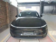 Tesla Model Y L Long Range All-Wheel Drive - ფოტო 3