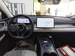 BYD Dolphin 05 DM-i Smart Drive Edition 120KM Flagship - ფოტო 13